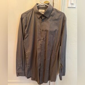 Calibrate by Nordstrom’s Gray Casual Button Down Shirt size 16 1/2.